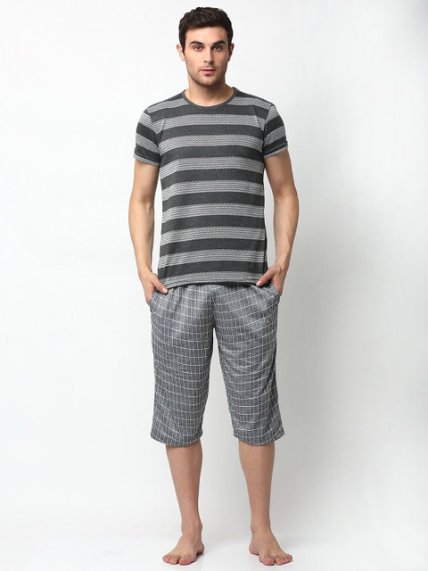 

VIMAL JONNEY Men Grey Melange & White Striped Night Suit