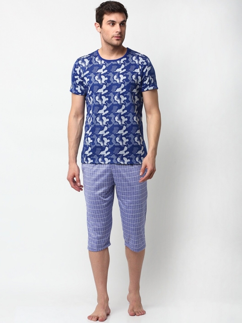 

VIMAL JONNEY Men Blue & White Printed Night suit