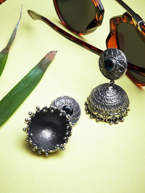 

GloBox By ZeroKaata Silver-Toned Dome Shaped Jhumkas
