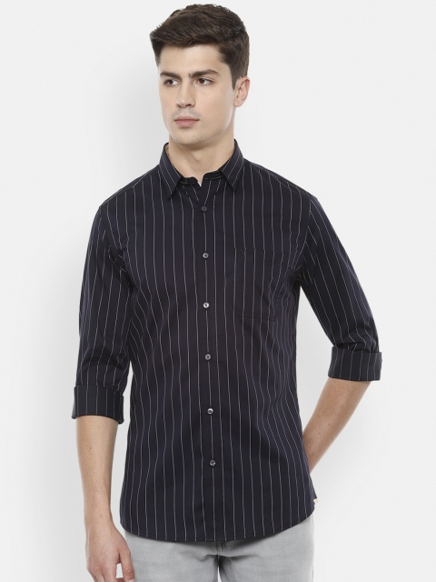 

Van Heusen Sport Men Navy Blue Slim Fit Striped Casual Shirt