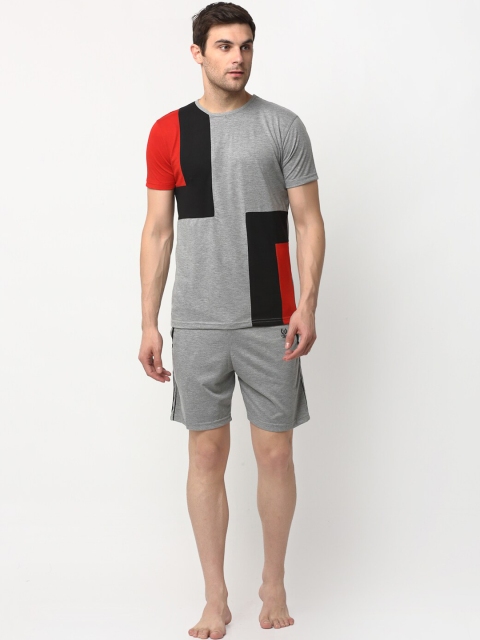 

VIMAL JONNEY Men Grey & Black Colourblocked Night Suit T_15_MLG_N5_MLG_02