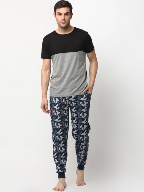 

VIMAL JONNEY Men Grey Melange & Navy Blue Colourblocked Night suit