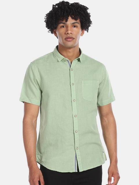 

Cherokee Men Green Regular Fit Solid Casual Shirt