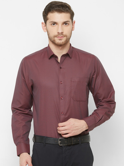 

Solemio Men Maroon Regular Fit Solid Casual Shirt