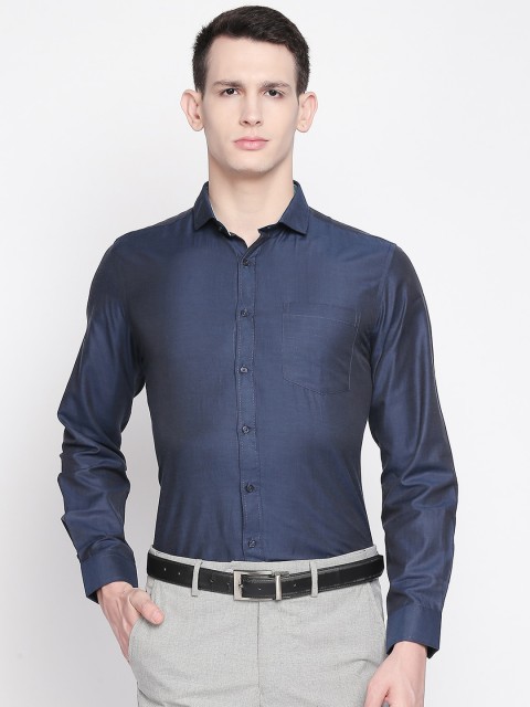 

Solemio Men Blue Regular Fit Solid Casual Shirt