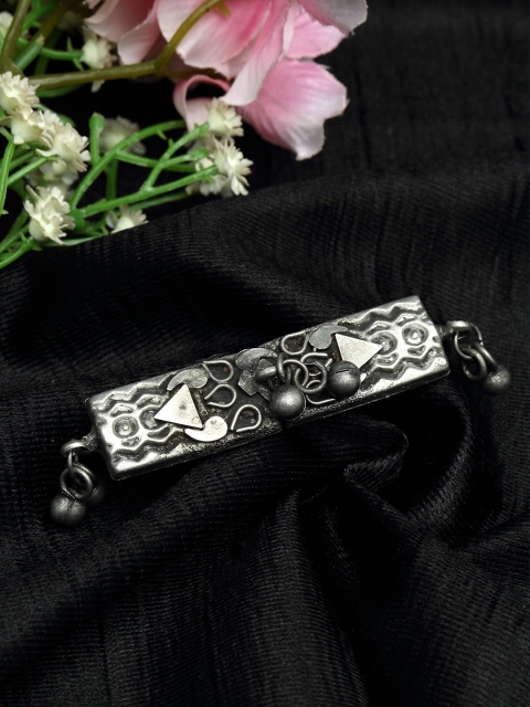 

Moedbuille Tribal Design Oxidised Silver Plated Handcrafted Antique Finger Ring