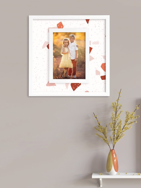 

RANDOM White & Pink Printed Photo Frame