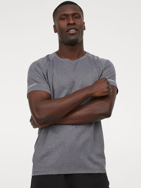 

H&M Men Grey Solid Regular Fit Running Sustainable Top With Reflective Details.