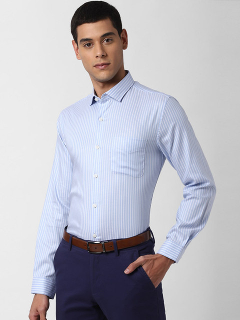 

Peter England Men Blue & White Regular Fit Striped Formal Shirt