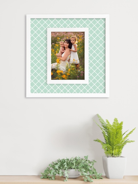 

RANDOM Green & White Printed Wall Photo Frame