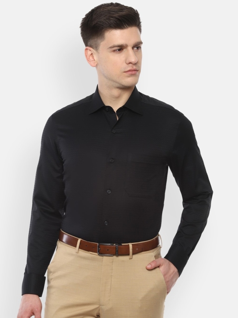 

Louis Philippe Gods & Kings Men Black Regular Fit Solid Casual Shirt