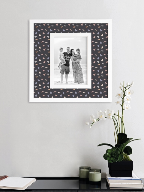 

RANDOM Grey & White Printed Synthetic MDF Wood Individual Wall Photo Frame