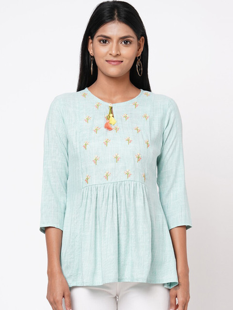 

FASHOR Women Sea Green Floral Dyed Flared Sleeves Thread Work Kurta