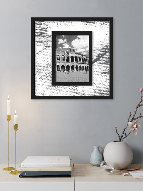 

RANDOM Black & White Printed Wall Photo Frame