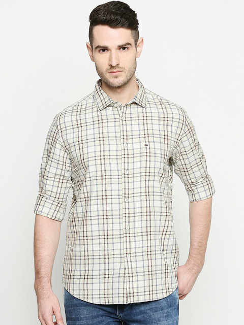 

Basics Men Cream-Coloured Slim Fit Checked Casual Shirt