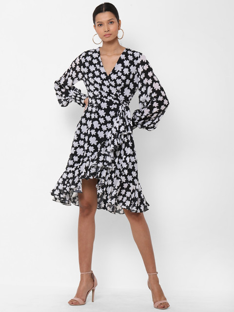 

Masaba Women Black Printed Wrap Dress