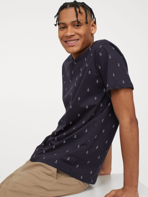 

HM Men Blue and White Anchor Printed Cotton Pure Cotton T-shirt