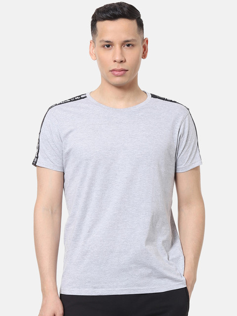 

FILA Men Grey Solid Round Neck T-shirt