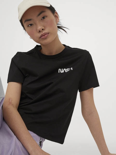 

H&M Women Black Batik-Patterned T-shirt