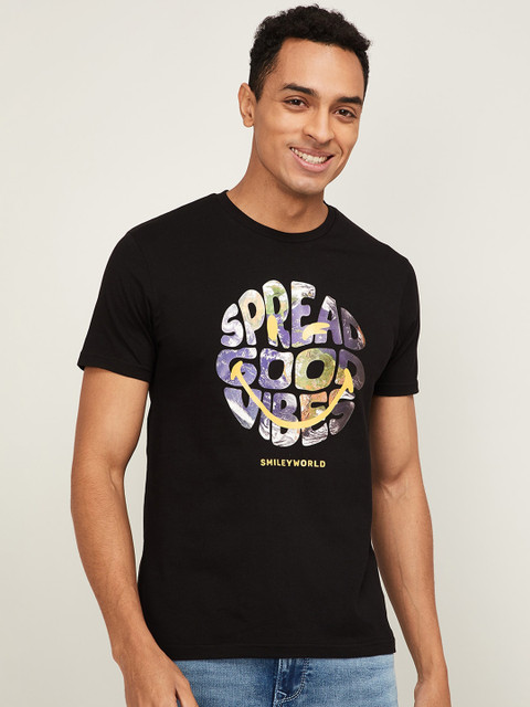 

SmileyWorld Men Black Printed Round Neck T-shirt