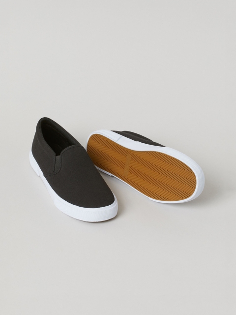 

H&M Women Black Solid Slip-on Trainers