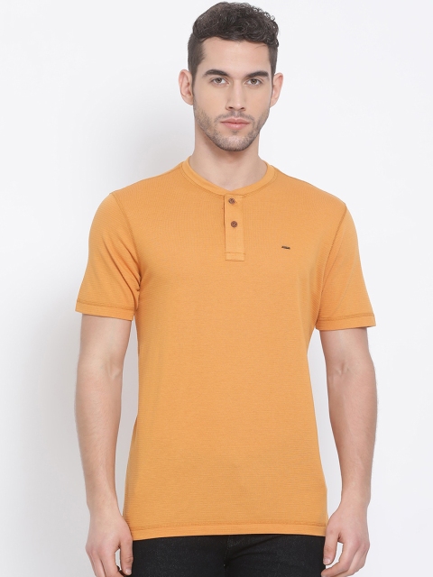 

Richlook Men Mustard Solid Henley Neck T-shirt