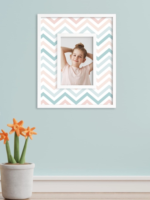 

RANDOM Pink & White Printed Wall Photo Frame