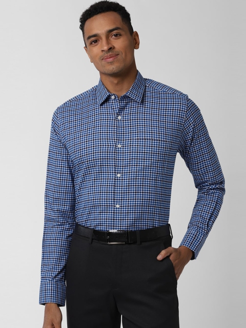 

Peter England Men Blue Regular Fit Checked Casual Shirt
