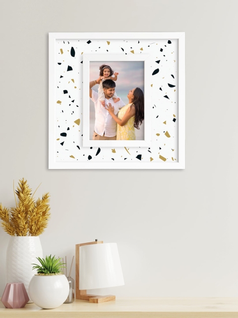 RANDOM White & Black Printed Photo Frame