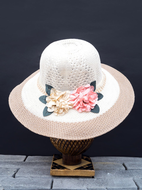 

Golden Peacock Women White & Brown Woven Sun Hat