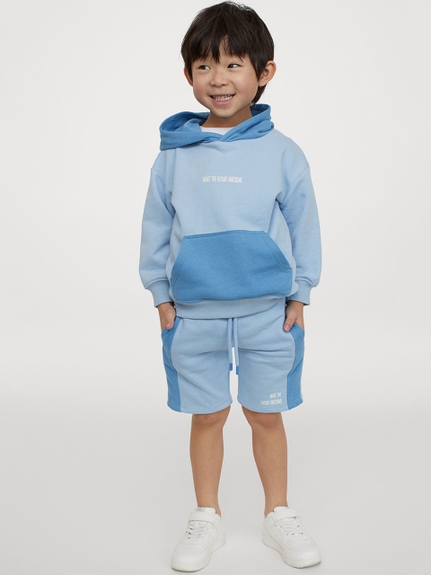 

H&M Boys Blue Colourblocked Sweatshirt and Shorts