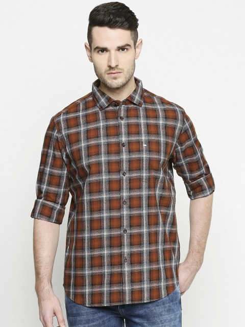 

Basics Men Brown Slim Fit Checked Casual Shirt