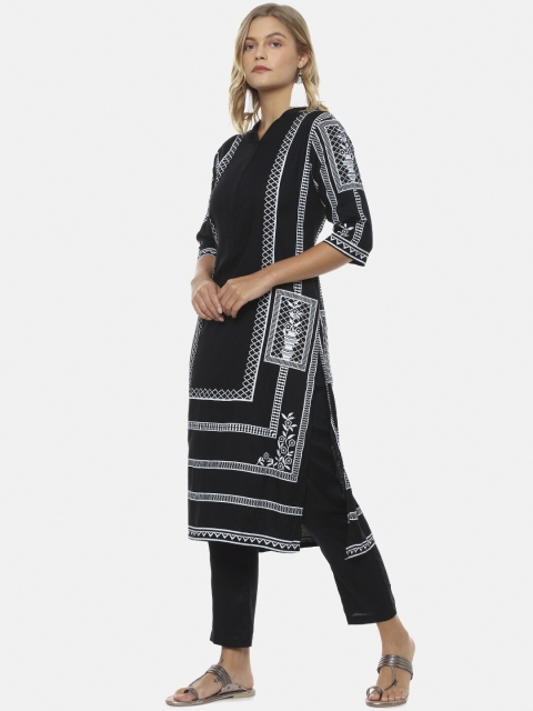 

Instafab Women Black Printed Kurta with Trousers