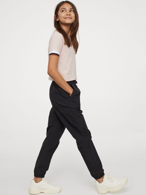 

H&M Girls Black Solid Nylon Joggers
