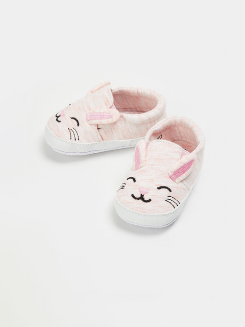 

Fame Forever by Lifestyle Girls Pink Woven Design Slip-On Sneakers