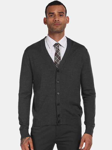 

GAP Men Grey V-Neck Cardigan Sweater In Merino Wool