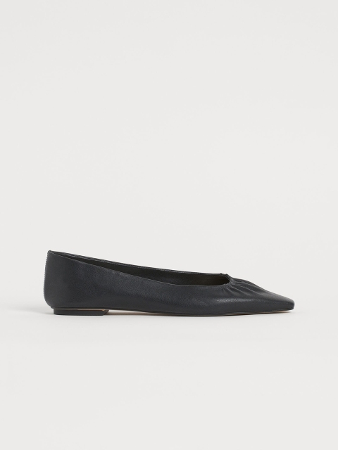 

H&M Women Black Pointed Ballet Pumps