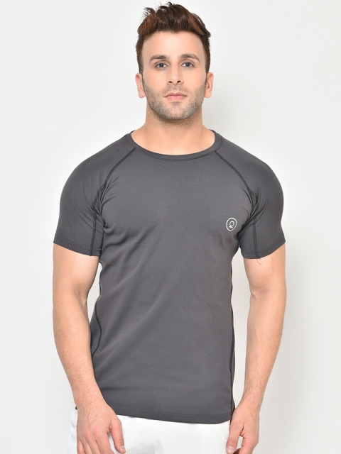 

Chkokko Men Grey Solid Dry Fit Round Neck T-shirt