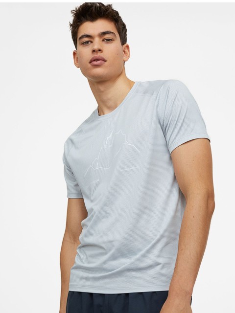 

H&M Men Grey & White Printed Regular Fit Running Top With Reflective Details