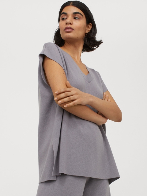

H&M Women Grey V-Neck Sweater Vest