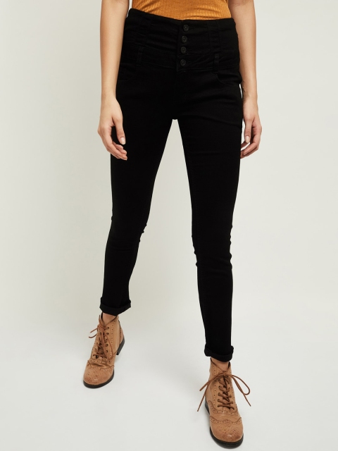 

max Women Black Regular Fit Mid-Rise Clean Look Stretchable Jeans