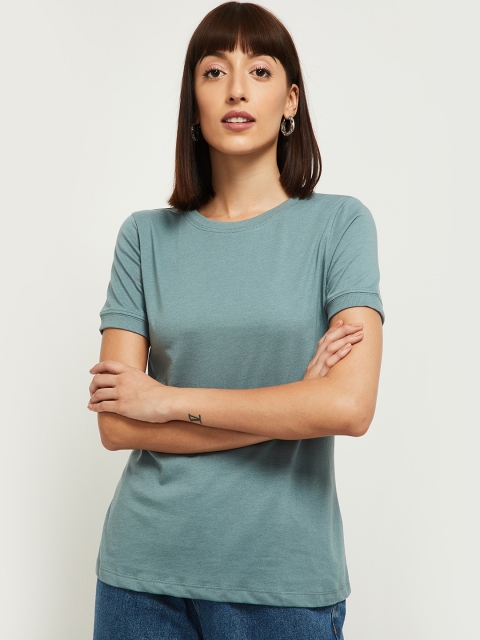 

max Women Green Solid Round Neck T-shirt