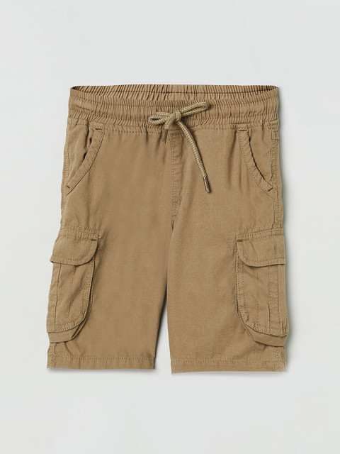 

max Boys Khaki Solid Regular Fit Cargo Shorts
