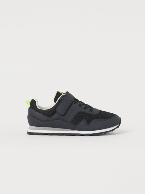 

H&M Kids Black & Grey Colourblocked Trainers