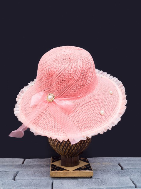 

Golden Peacock Women Peach-Coloured & White Woven-Design Straw Sun Hat