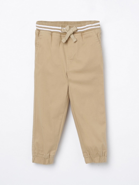 

Juniors by Lifestyle Boys Beige Regular Fit Solid Cotton Joggers