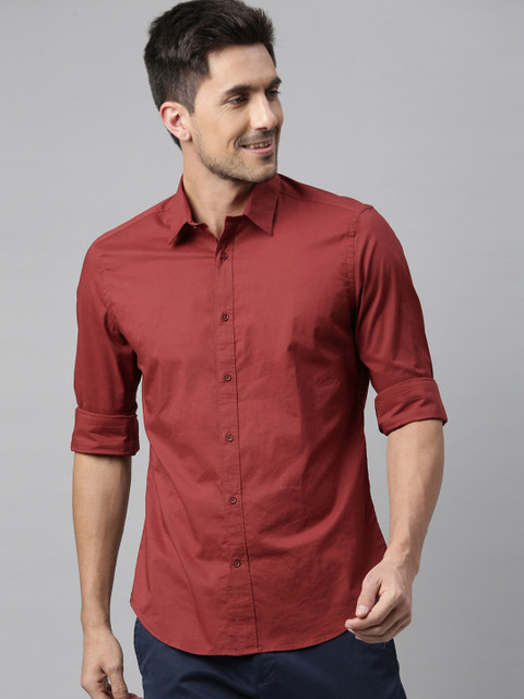 

RARE RABBIT Men Maroon Regular Fit Solid Casual Shirt