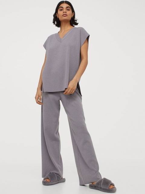 

H&M Women Grey Solid Wide Trousers