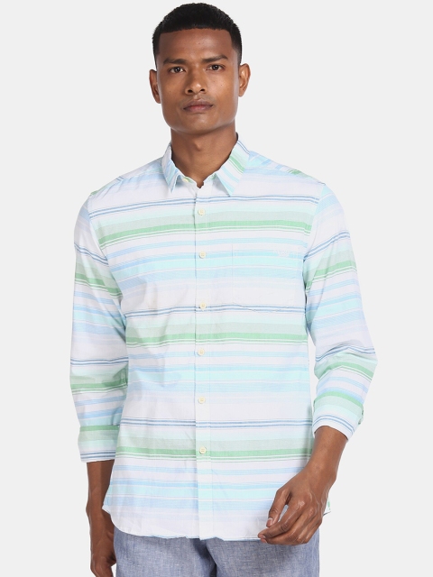 

Aeropostale Men White & Green Regular Fit Striped Cotton Casual Shirt