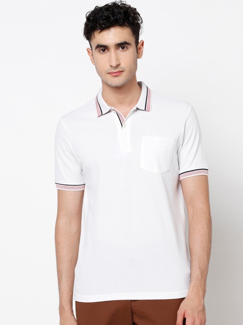 

Blackberrys Men Off-White Solid Polo Collar T-shirt